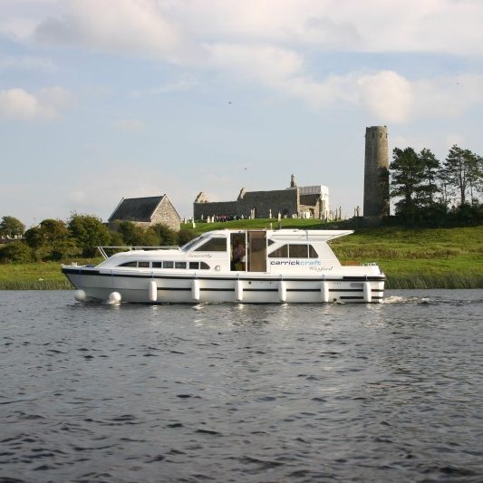 Angeln auf einer Yacht in Irland